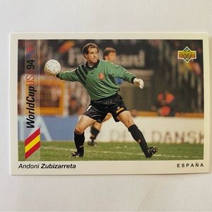 RARE ANDONI ZUBIZARRETA ROOKIE WORLD CUP CARD. MINT!!!